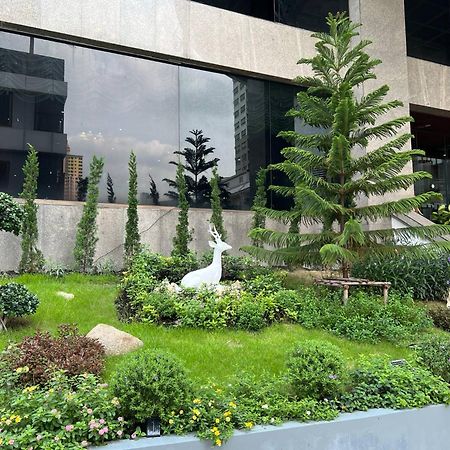 Elizabeth Hotel Bangkok Exterior foto