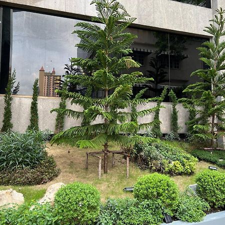 Elizabeth Hotel Bangkok Exterior foto
